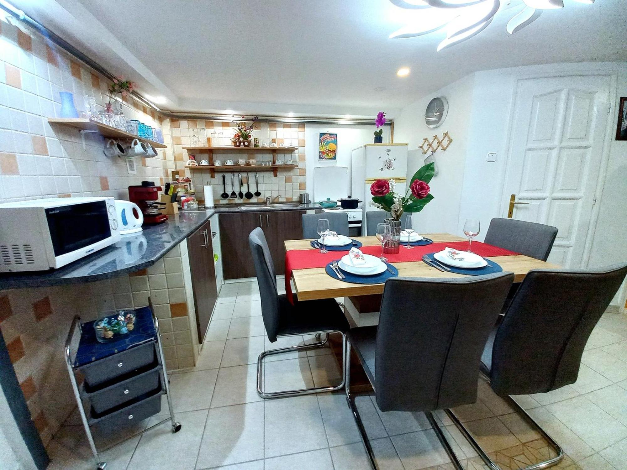 Downtown Acacia Str Apartment Budapest Ngoại thất bức ảnh